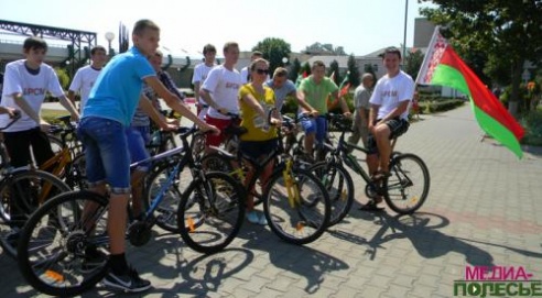 Лунинец отмечает свой праздник. День первый