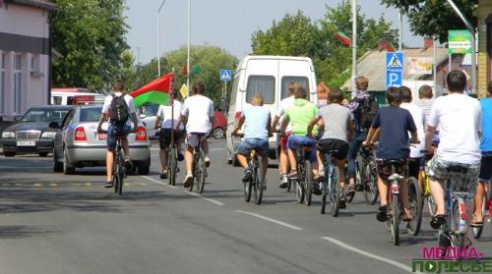 Лунинец отмечает свой праздник. День первый