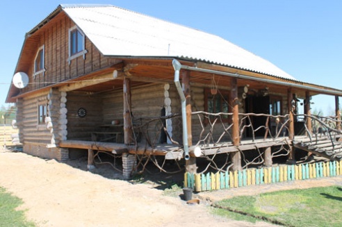 Волат в приграничье – в кафе, на трассе и вокзале