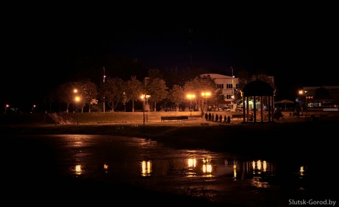 Ночной Слуцк и суперлуние. +24 фото