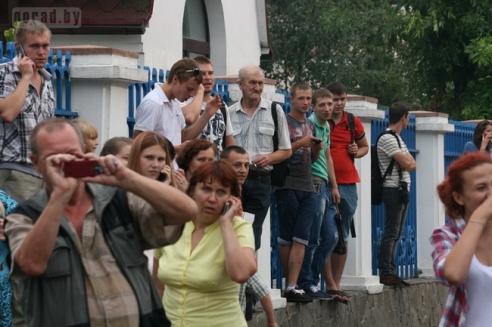 Последствия стихии в Могилёве: по колено воды, поваленные деревья и автомобильные пробки