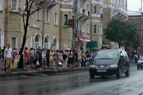 Последствия стихии в Могилёве: по колено воды, поваленные деревья и автомобильные пробки