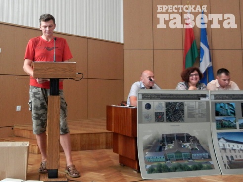 Жители старого брестского квартала обсудили его судьбу с властями