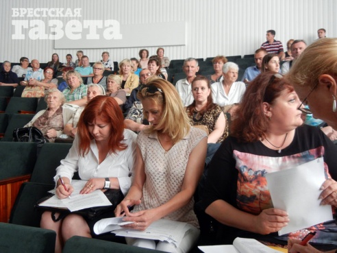 Жители старого брестского квартала обсудили его судьбу с властями