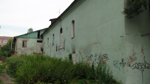 Памятники в собственности церкви