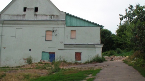 Памятники в собственности церкви