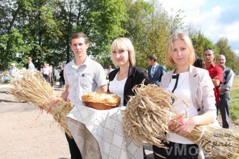 Фоторепортаж с засковических «Дожинок»