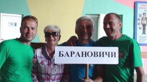 После закрытия аэроклуба барановичские парашютисты продолжают занимать высокие места на соревнованиях + видео прыжка
