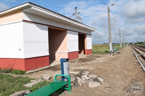 В Засковичах ремонтируют посадочную платформу (фото)