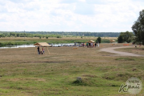 ФОТОФАКТ: Как выглядит пляж на берегу Вилии после благоустройства