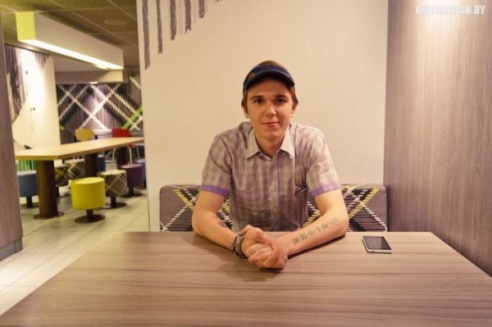 Беларускамоўны супрацоўнік McDonald’s: Людзі дзякуюць за мову