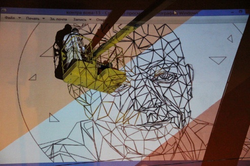 Как Короткевича перепутали с Кобзоном. Уличные художники потрудились в Рогачеве