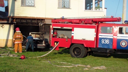 Пожар возле пожарки