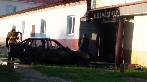 Пожар возле пожарки