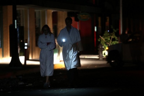 В США в штате Калифорния из-за сильного землетрясения пострадали 170 человек (ФОТО)