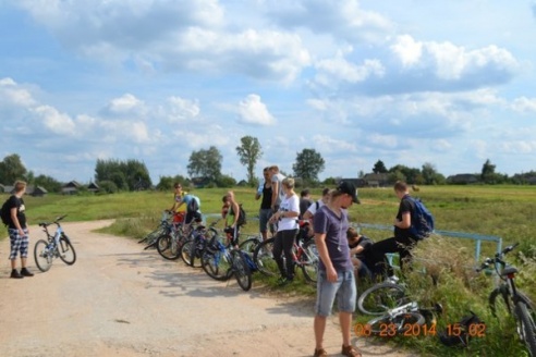 В Вилейке молодежь развивает велотуризм – путешествует по району на велосипедах (ФОТО)