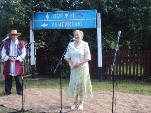 У Шчапанавічах песняй душэўнай віталі вяскоўцаў