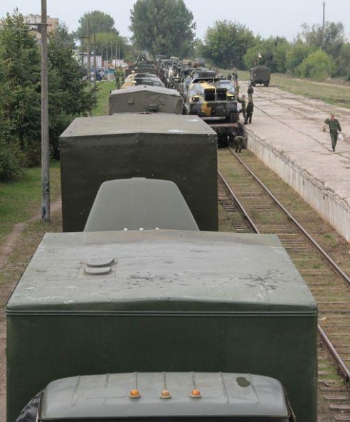 ФОТОРЕПОРТАЖ: Барановичские военнослужащие отправились на учения в Россию