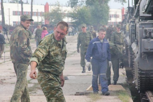 ФОТОРЕПОРТАЖ: Барановичские военнослужащие отправились на учения в Россию