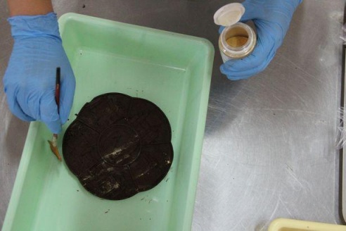 В Барановичах начали производить шоколадные сувениры
