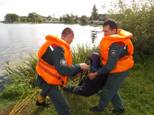 Прошли учения поставских спасателей