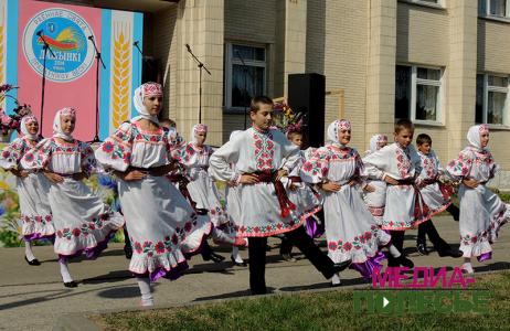На Столинщине чествовали хлеборобов На Столинщине чествовали хлеборобов
