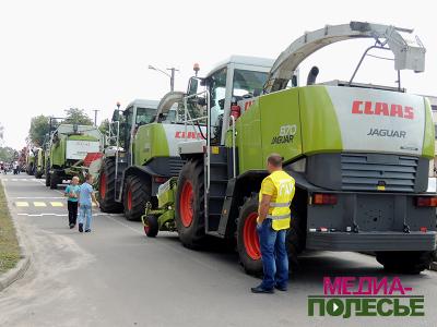 На Столинщине чествовали хлеборобов На Столинщине чествовали хлеборобов