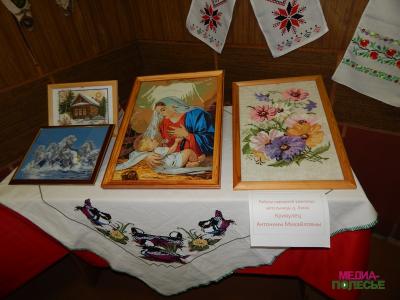 Лахва хлебом-солью встречала гостей в День деревни Лахва хлебом-солью встречала гостей в День деревни