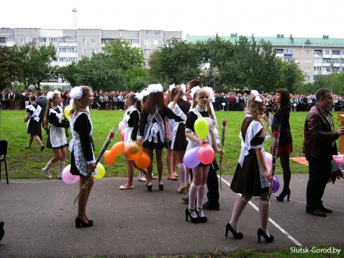 В школах прошли торжественные линейки