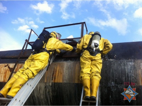 Цистерна с раствором серного ангидрида в серной кислоте разгерметизировалась по дороге на «Светлогорск Химволокно»