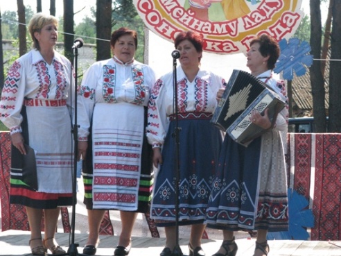 30 жніўня ў аграгарадку Малькавічы ва ўрочышчы “Смаловы рог” пройшоў раённы этап сямейнага сельскагаспадарчага праекта “Уладар сяла”. (фотарэпартаж)