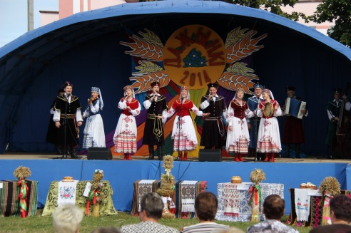 У Навасёлках адзначылі раённае свята ўраджаю