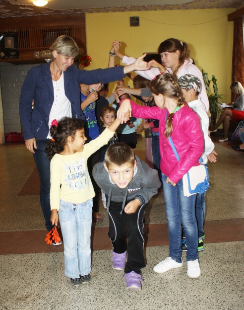 Дождж настрою не перашкода. У мікрараёне шостага гарадка адбылося традыцыйнае свята (+фота)