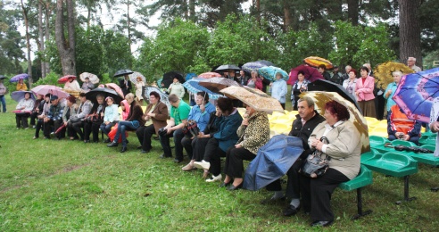 Дождж настрою не перашкода. У мікрараёне шостага гарадка адбылося традыцыйнае свята (+фота)