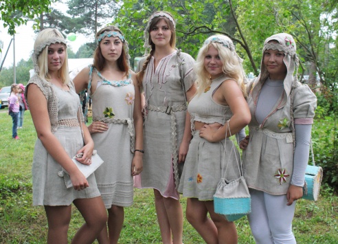 Дождж настрою не перашкода. У мікрараёне шостага гарадка адбылося традыцыйнае свята (+фота)