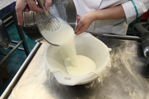 Янина Гостилович: «… Заправив любовью и фантазией»