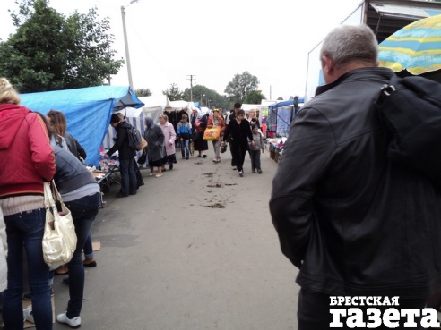 Брестчане будут ездить в Заболотье, «пока курс выгодный и война не дойдет до границы»