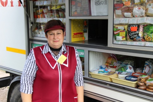 К нам приехал… автомагазин