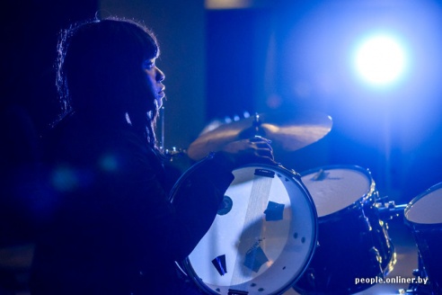 Американская рэп-исполнительница выступила в Дрибине, примерила лапти и попробовала местного самогона