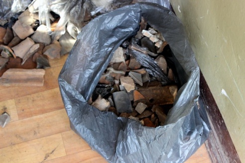 На месте Покровской церкви обнаружено много керамики и человеческих костей