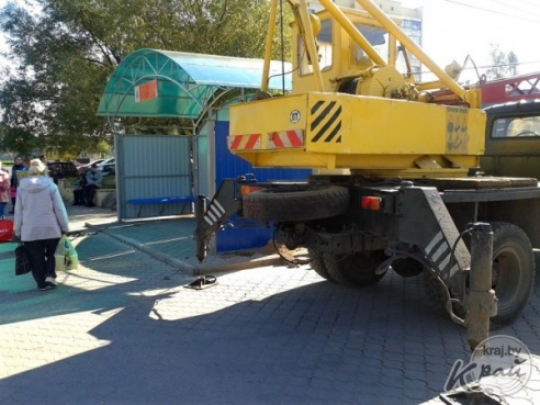 Павильон на остановке возле магазина «Чыгуначны» (фото)