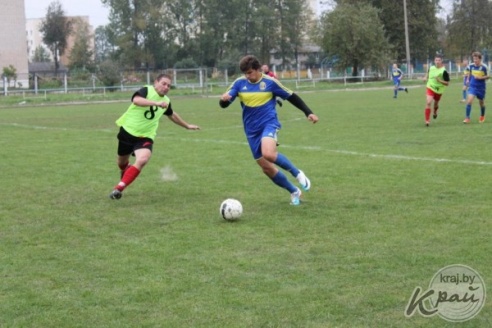 Желтые карточки и замена игрока из-за травмы: ФК «Вилия» провел последний домашний матч сезона (ФОТО)