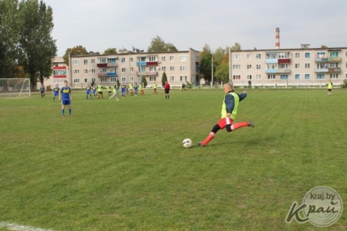 Желтые карточки и замена игрока из-за травмы: ФК «Вилия» провел последний домашний матч сезона (ФОТО)