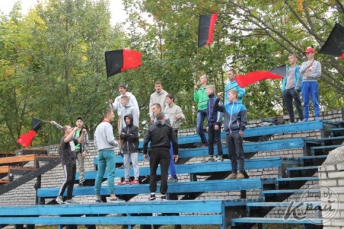 Желтые карточки и замена игрока из-за травмы: ФК «Вилия» провел последний домашний матч сезона (ФОТО)