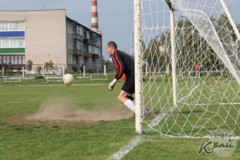 Желтые карточки и замена игрока из-за травмы: ФК «Вилия» провел последний домашний матч сезона (ФОТО)