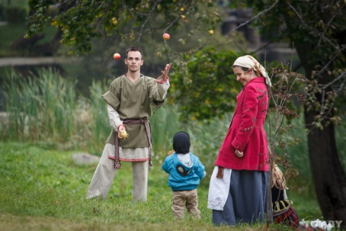 Богач прошел по Вязынке (фото)