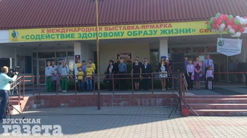 На ярмарке здоровья в Бресте из желающих пройти бесплатное обследование в консультативных пунктах образовались очереди