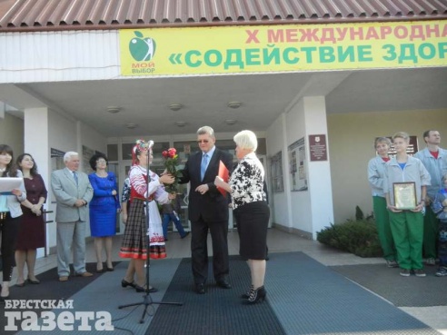 На ярмарке здоровья в Бресте из желающих пройти бесплатное обследование в консультативных пунктах образовались очереди