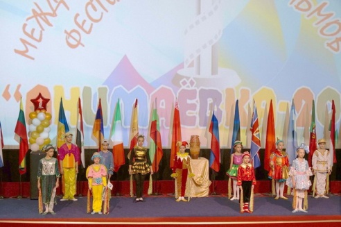 Анимаёвка-2014: артисты, участники фестиваля и зрители