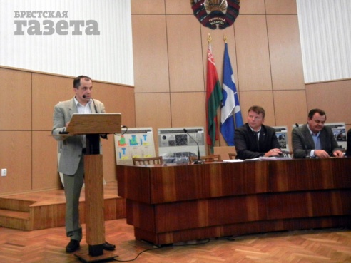 На собрании жильцов квартала, в котором планируется реализация проекта «Старый город», конструктивного диалога не получилось